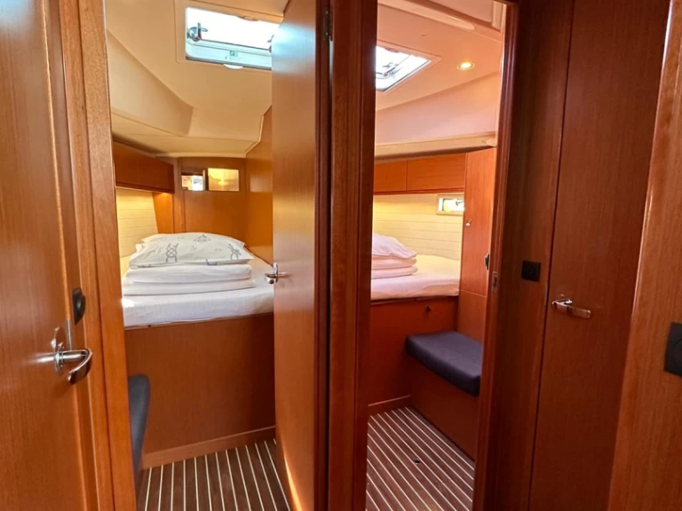 Hyra Segelbåt  med eller utan skeppare Bavaria Sukošan 