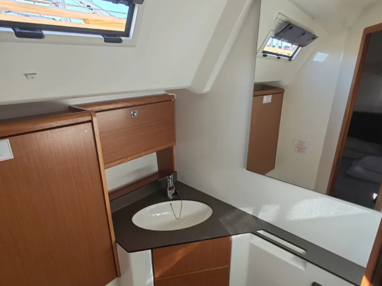 Båtuthyrning Bavaria Cruiser 46 i Drage på Samboat 