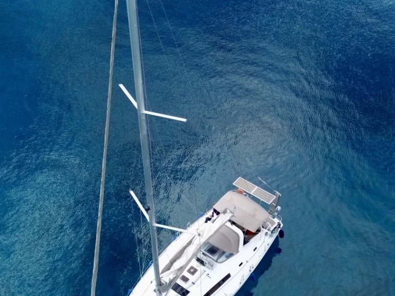 Hyr en Bénéteau Oceanis 50 Family Lefkáda 