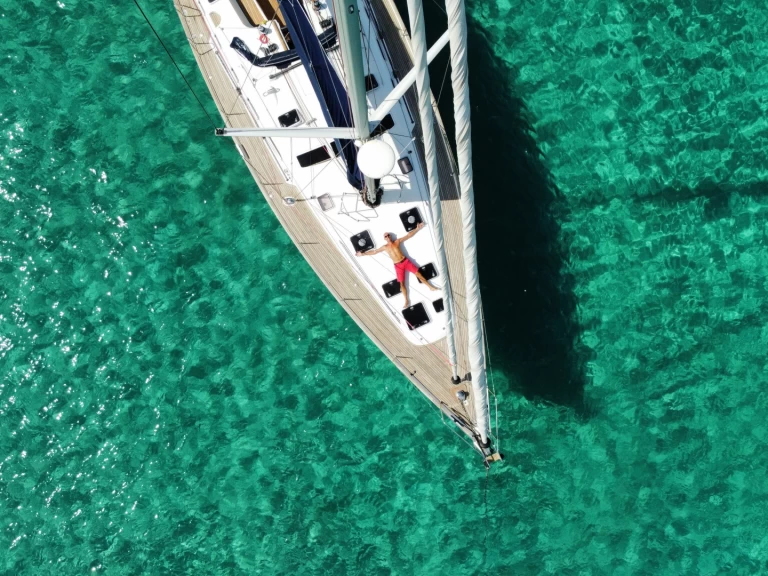 Hyra Segelbåt  med eller utan skeppare Bénéteau Cagliari Port 