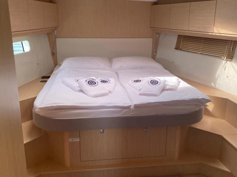 Lyx yacht för uthyrning Trget till det bästa priset 