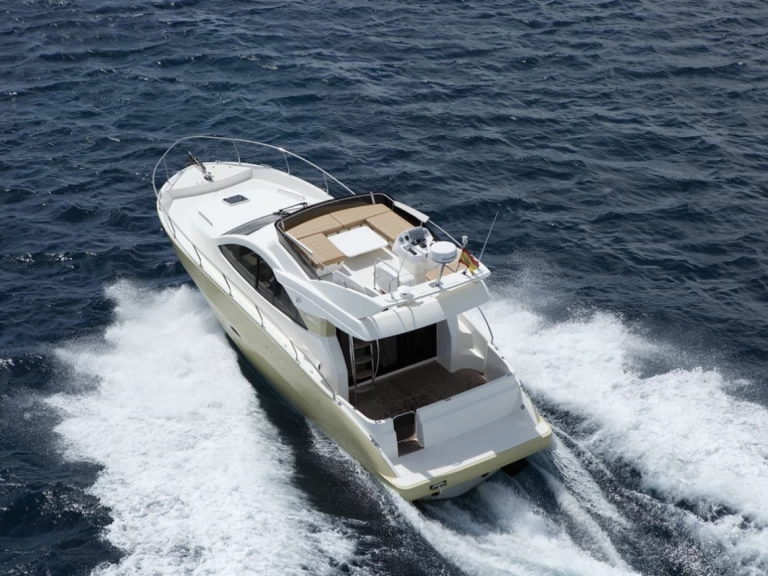 Hyr en Faeton F-360 Fly Spanien  