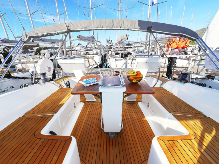 Yacht charter Kaštela billig Hanse 455