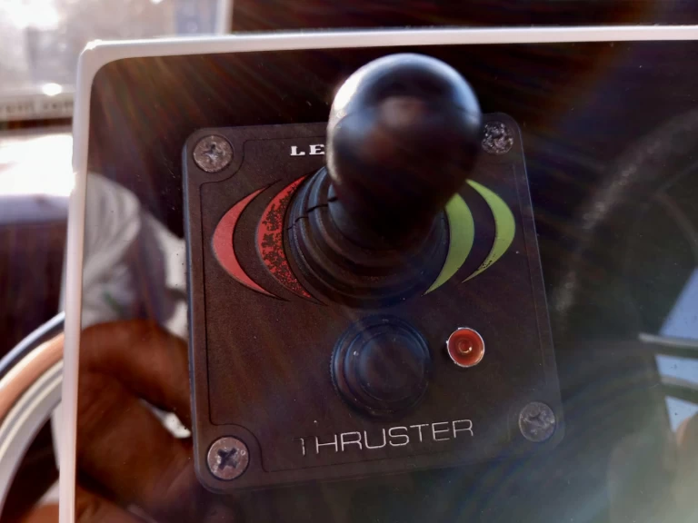 Hyr en Atlantic ATLANTIC 750 SUN CRUISER Tribunj 