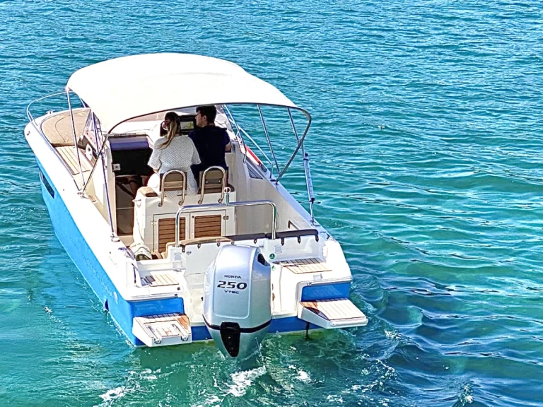 Båtuthyrning Atlantic ATLANTIC 750 SUN CRUISER i Tribunj på Samboat 