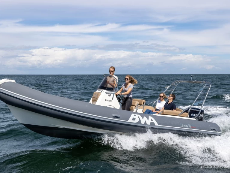 Bwa BWA 22 GTO charter bareboat eller skeppad i La Trinité-sur-Mer