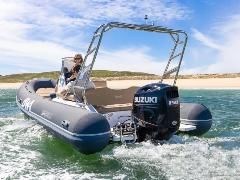 Yacht charter La Trinité-sur-Mer billig BWA 22 GTO