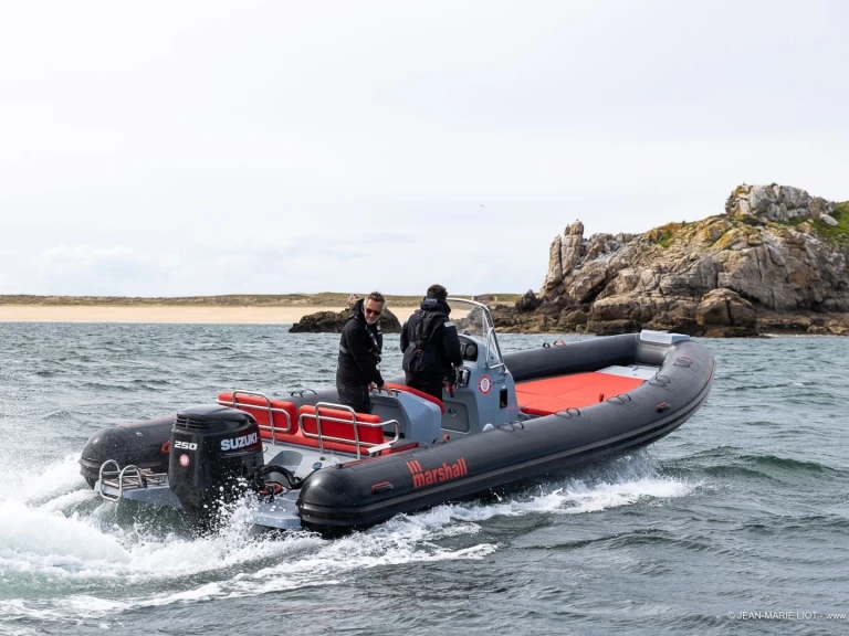 Yacht charter La Trinité-sur-Mer billig MARSHALL M6