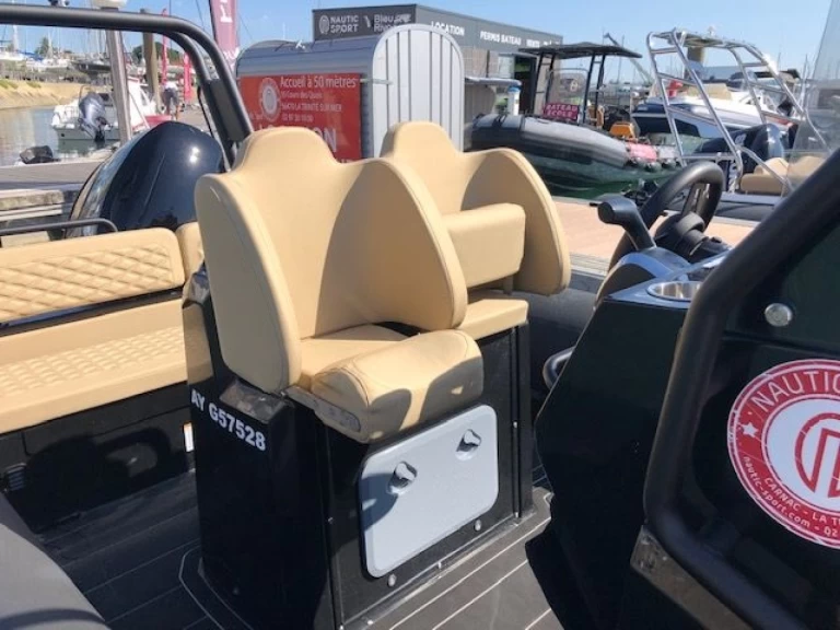 Uthyrning RIB i La Trinité-sur-Mer - Highfield HIGHFIELD 700