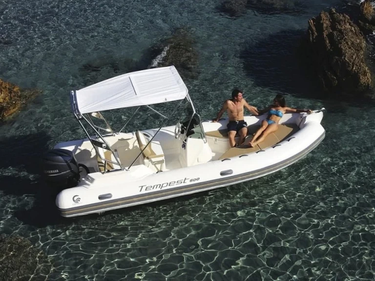 Hyra RIB med eller utan skeppare Capelli Antibes 