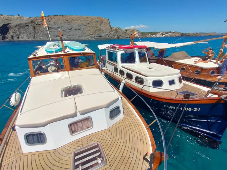 Uthyrning Motorbåt  Capeador med en båtlicens 