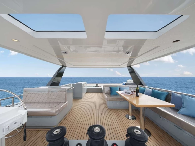 HeySea HeySea SV60T charter bareboat eller skeppad i Nea Peramos