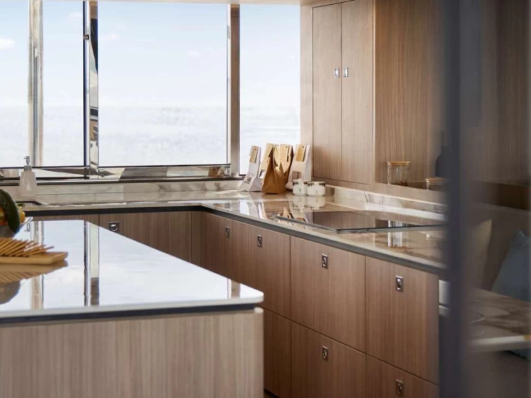 Hyr en HeySea HeySea SV60T Nea Peramos 