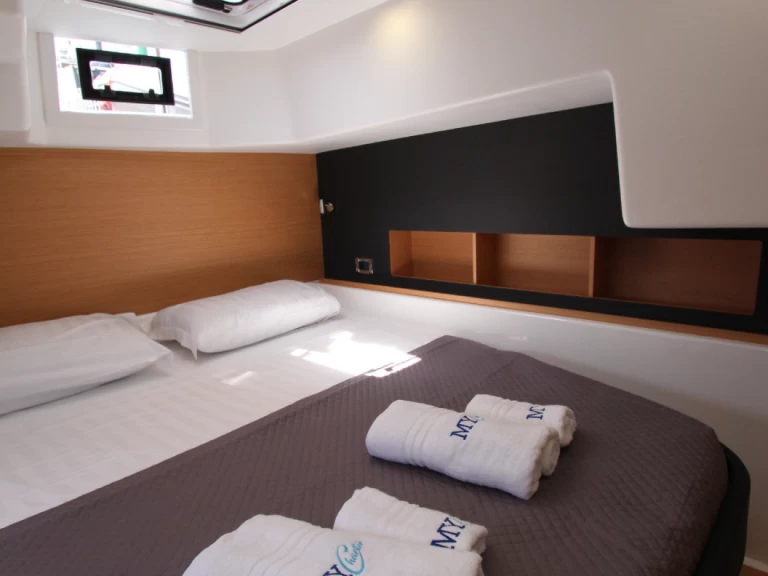 Uthyrning Salerno - Dufour Dufour Catamarans 48 Sail av Samboat 