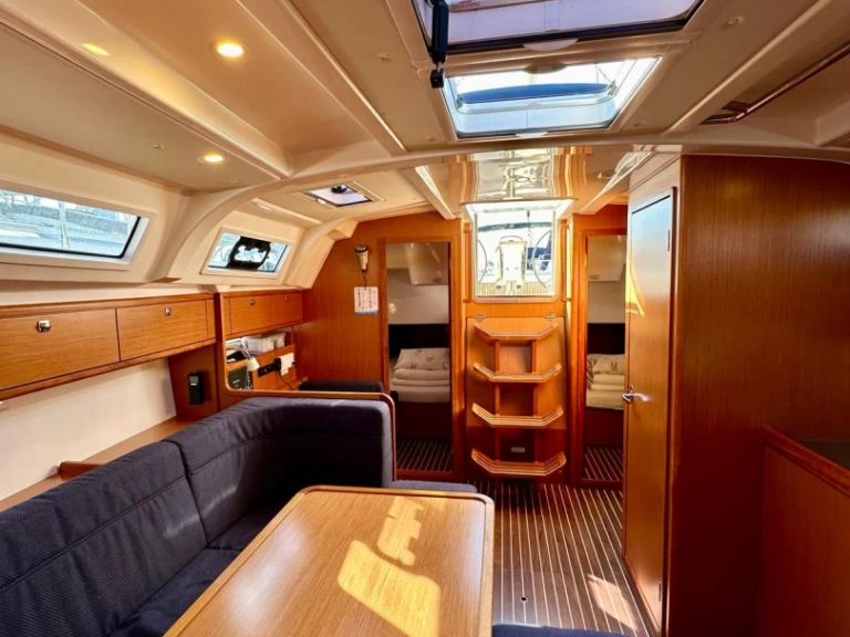 Hyra Segelbåt  med eller utan skeppare Bavaria Sukošan 