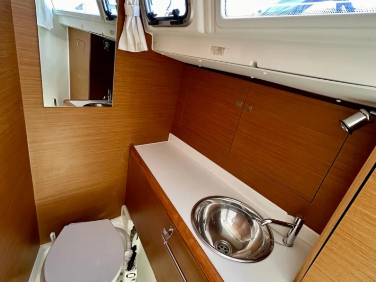 Uthyrning Drage - Jeanneau Sun Odyssey 419 av Samboat 