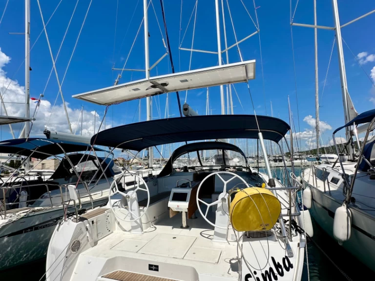 Hyr en Bavaria Cruiser 46 Sukošan 