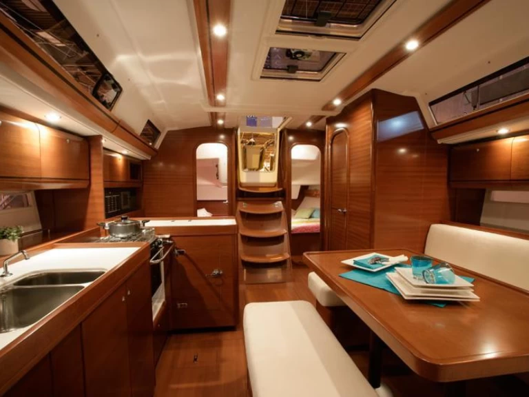 Uthyrning Segelbåt  Dufour med en båtlicens 