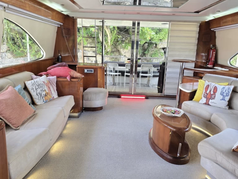 Uthyrning Lyx yacht i La Romana - Majesty Yachts 78