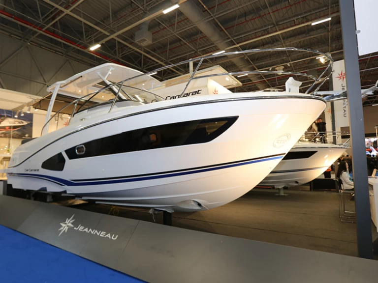 Hyr en Jeanneau Cap Camarat 9.0 WA La Spezia 