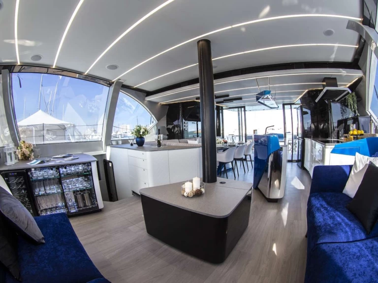 Hyr en Wave Catamarans WAVE  Olbia 