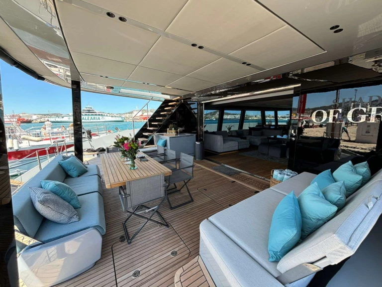 Uthyrning Lyx yacht i Sardinien - Sunreef SHADES OF GREY