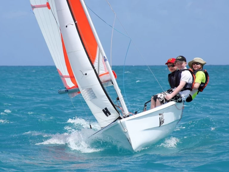 Segelbåt  för uthyrning Carnac till det bästa priset 