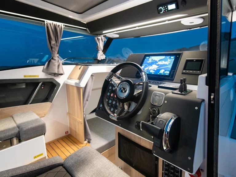 Uthyrning Glyfada - Nordkapp Nordkapp Coupe 905 av Samboat 