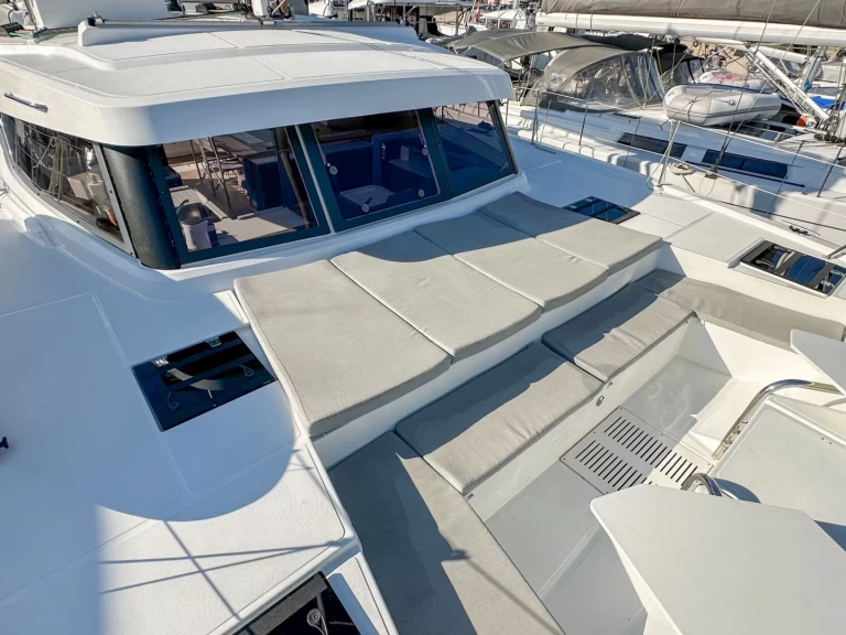 Hyra Katamaran  med eller utan skeppare Bali Kaštel Gomilica 