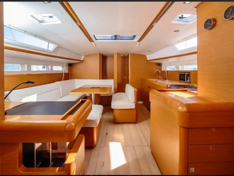 Uthyrning Segelbåt  i Tropea - Jeanneau Sun Odyssey 519 "Kalos