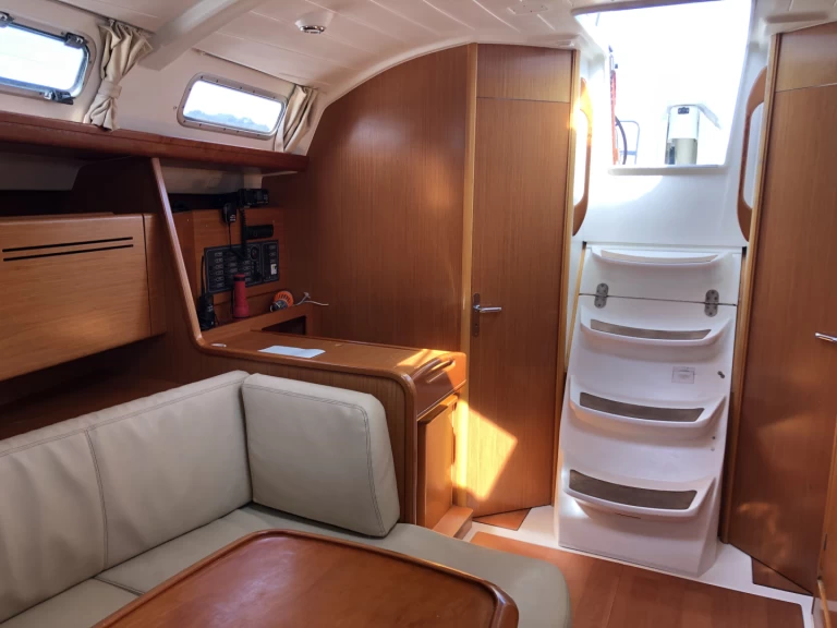 Hyra Segelbåt  med eller utan skeppare Bénéteau Saint-Mandrier-sur-Mer 