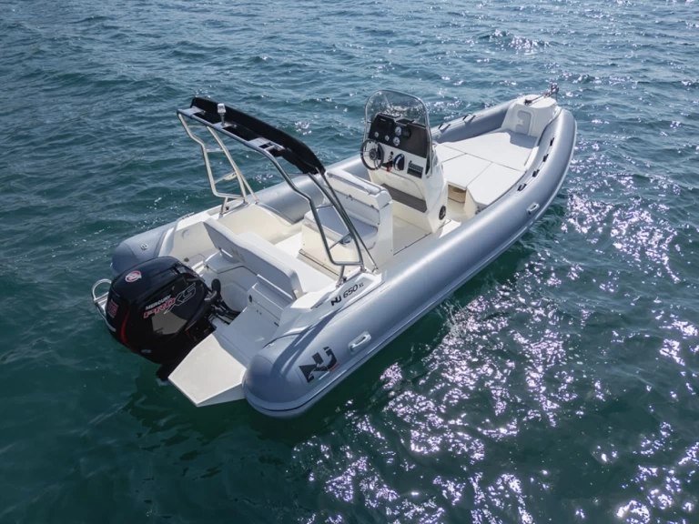 Hyr en Nuova Jolly NJ 650 Propriano 