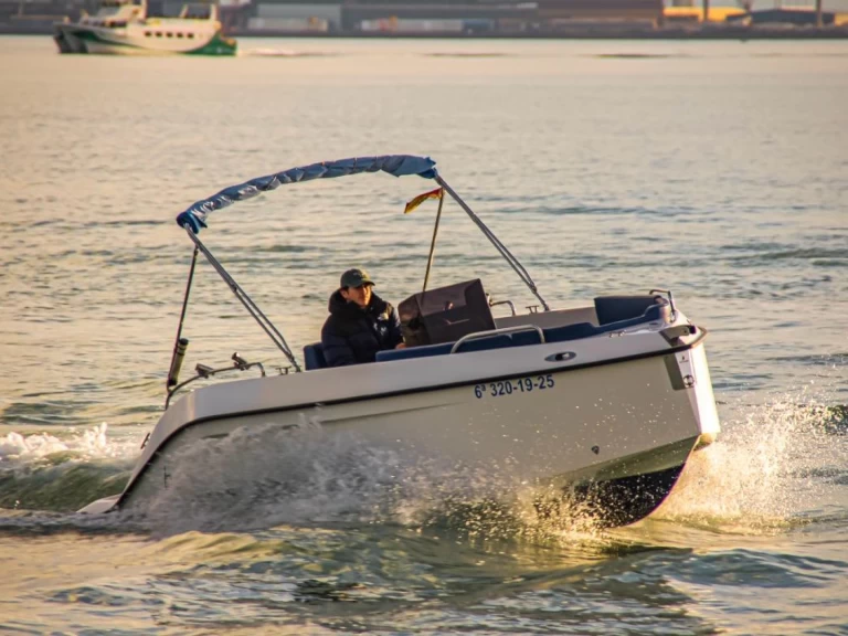 Båtuthyrning Bey Yacht Bey 18 i El Puerto de Santa María på Samboat 