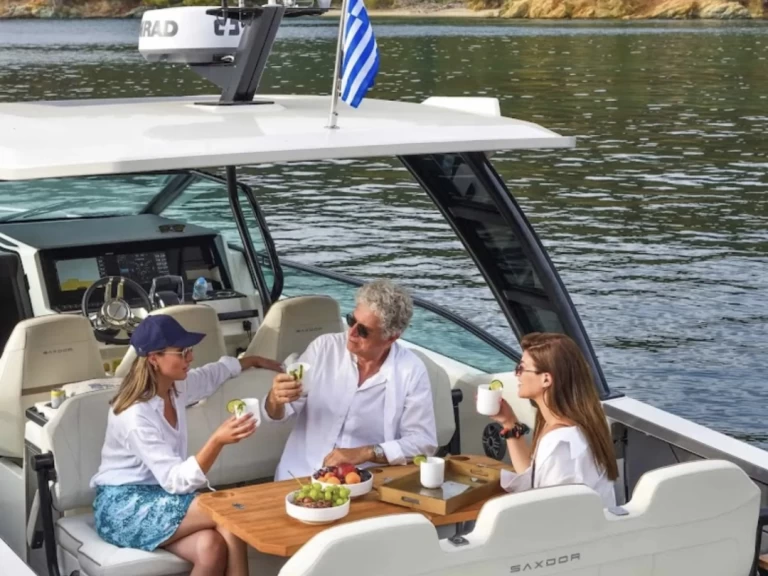 Yacht charter Sithonia billig Saxdor 270 GTO