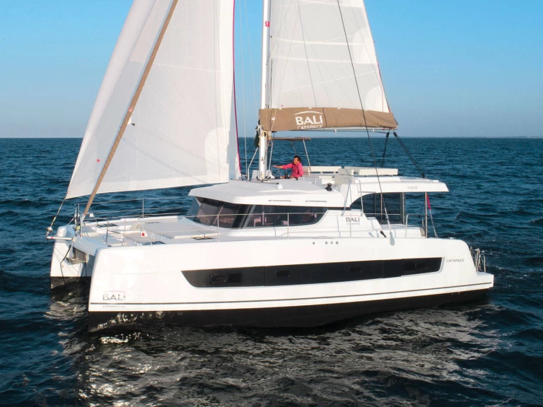 Yacht charter Preveza billig Bali Catspace Voile