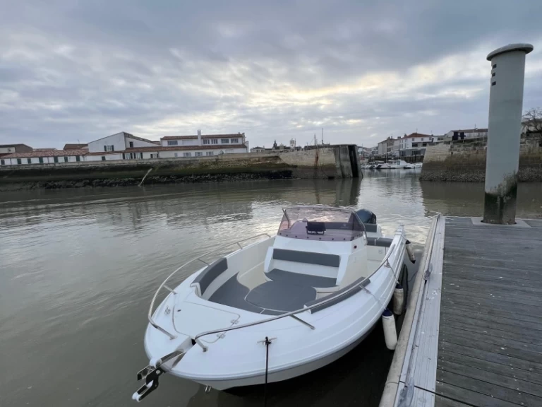 Hyr en Pacific Craft Pacific Craft 670 La Flotte 