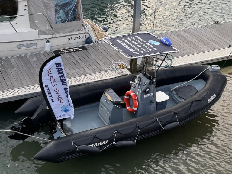 Hyra RIB med eller utan skeppare Bombard Saint-Martin-de-Ré 