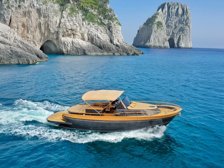 Båtuthyrning Nautica Esposito  Positano 32 i Capri på Samboat 