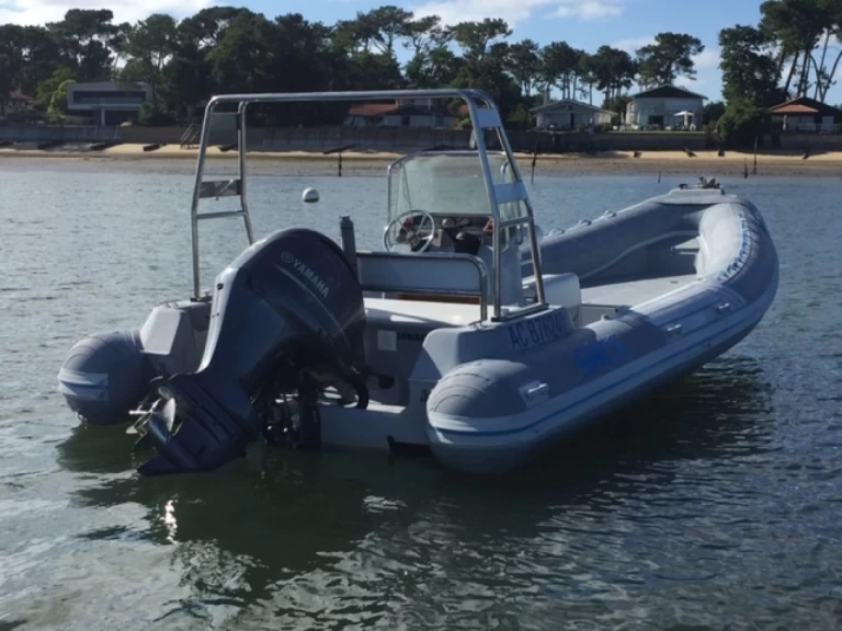 Yacht charter Piraillan billig Sacs S 750 Madras