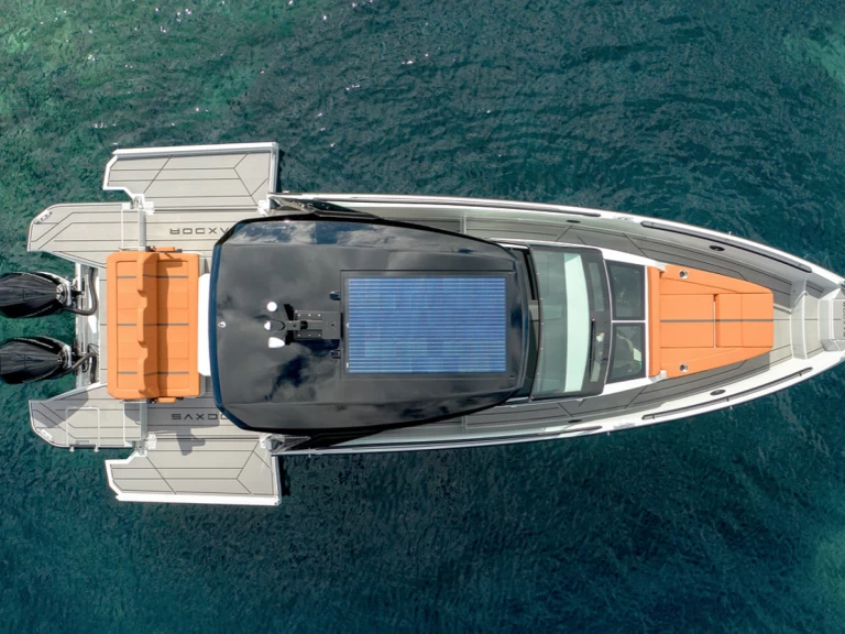 Yacht charter Cannes billig Saxdor 320 GTO