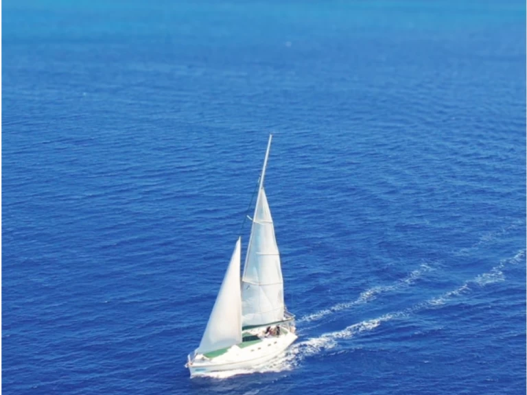 Bénéteau First 45 F5 - 4 cab. charter bareboat eller skeppad i Rhodes (City)