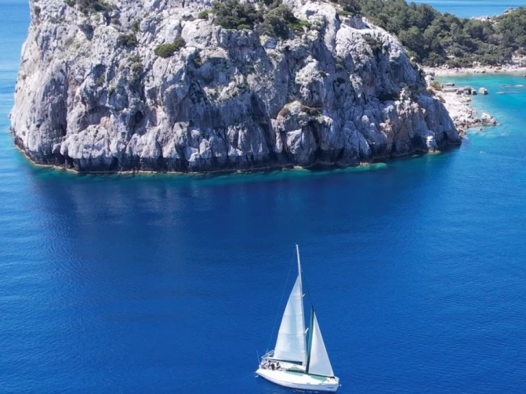 Uthyrning Segelbåt  i Rhodes (City) - Bénéteau First 45 F5 - 4 cab.