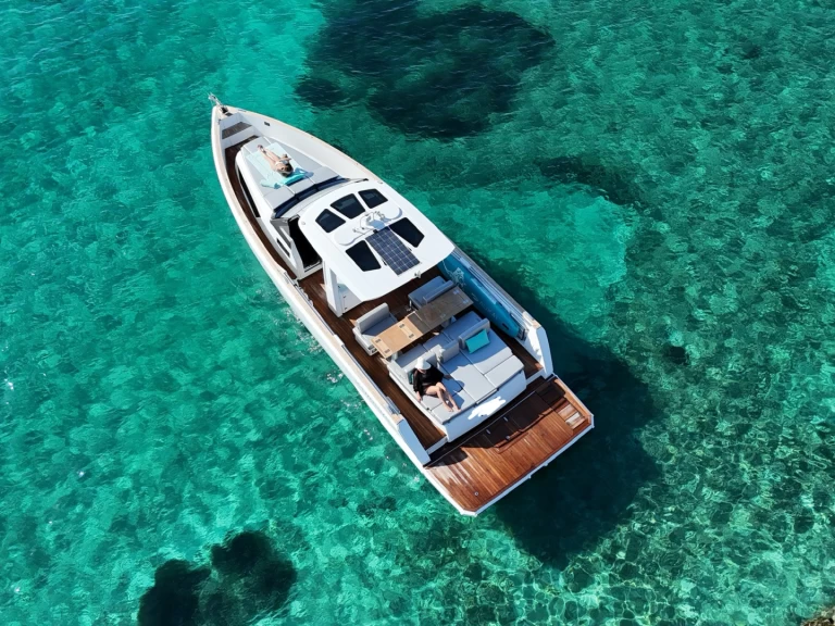 Hyr en Fjord Fjord 44 Open Cannigione 