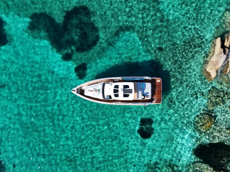 Yacht charter Cannigione billig Fjord 44 Open