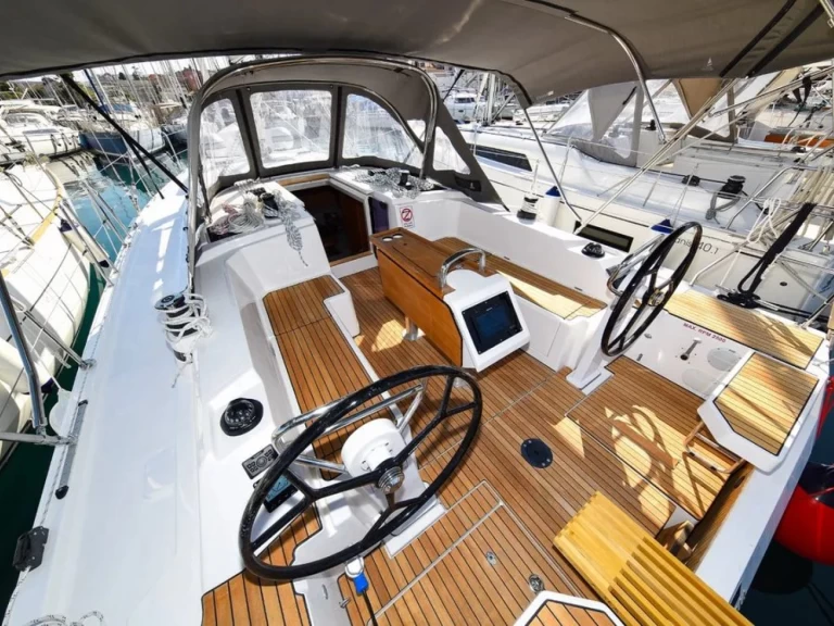 Båtuthyrning Bavaria Bavaria C38 i Zadar på Samboat 