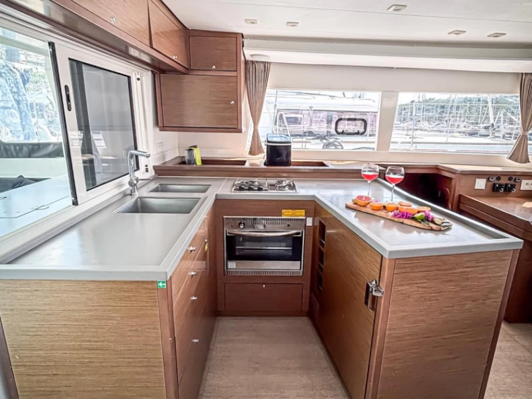 Yacht charter Primošten  billig Lagoon 450 F