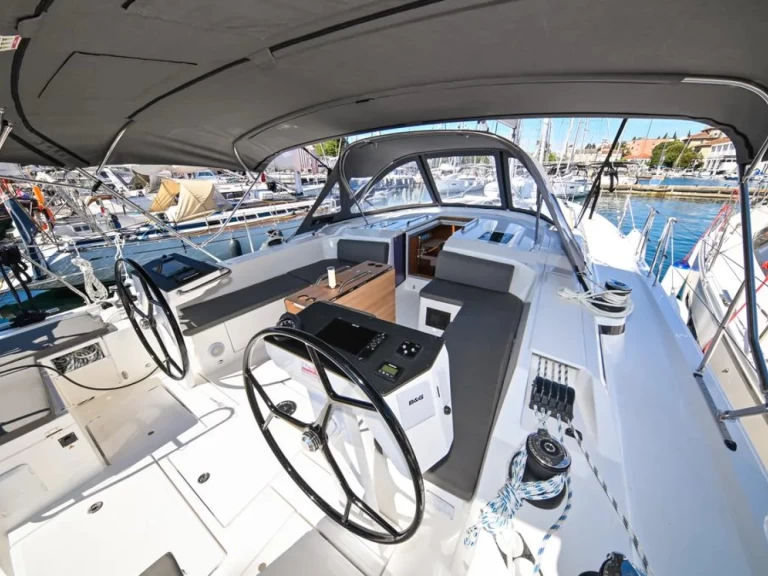 Segelbåt  för uthyrning Zadar till det bästa priset 