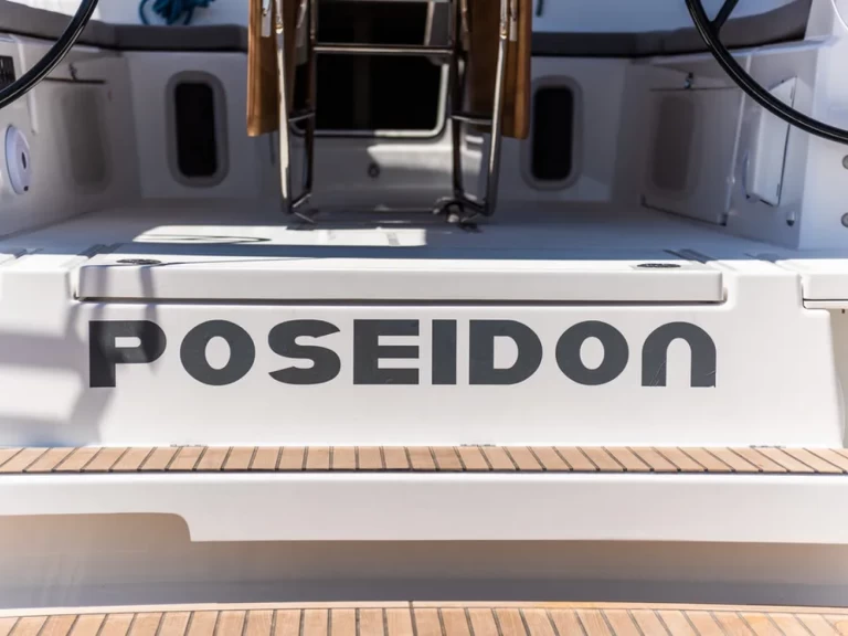 Uthyrning Segelbåt  Bénéteau med en båtlicens 