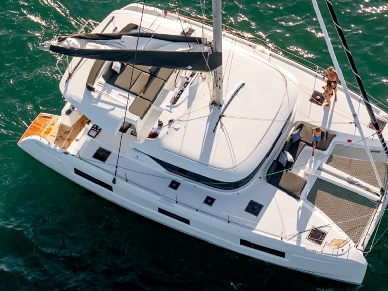 Uthyrning Katamaran  Lagoon med en båtlicens 