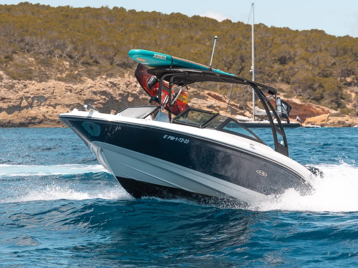 Yacht charter Palma de Mallorca billig SPX 210 OB